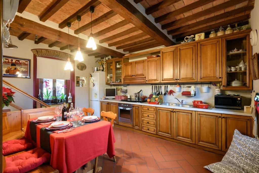 Villa "Corte De' Baldi" Ortignano Raggiolo Экстерьер фото